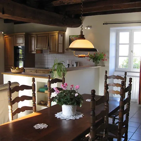Feriehus Luxury 18th C Renovated Stone House With Heated Swimming Pool In Countryside Blanzay-sur-Boutonne